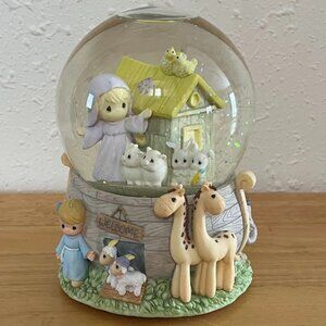 Precious Moments Musical Water Snow Globe Noah's Ark